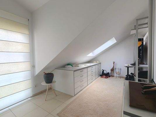 Ankleidezimmer Dachgeschoss