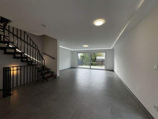 Ground floor: Living and dining room area