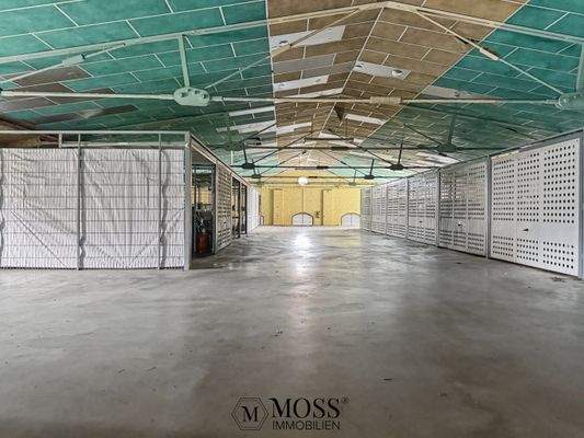 Garage - einzeln abschließbar - ehemalige Pferdescheune