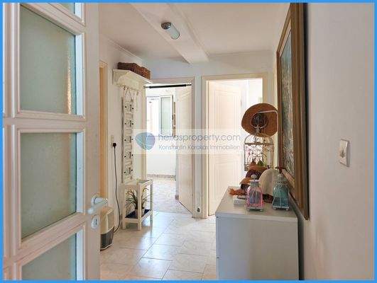 1362d972f86d477bb9d2bcc2b366b8c4-original