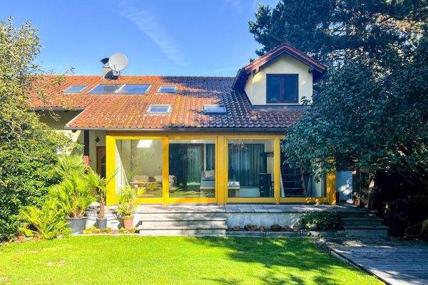 gartenseitige Hausansicht