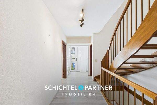 S&P | Eingangsbereich