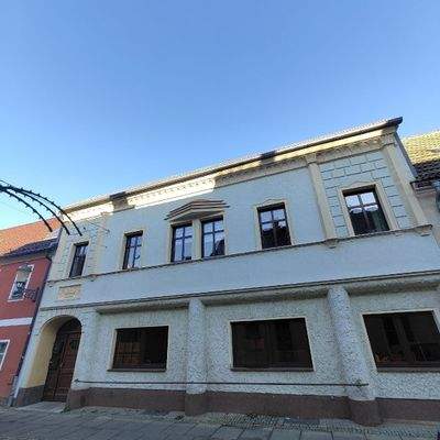 Denkmalgeschütztes Mehrfamilienhaus