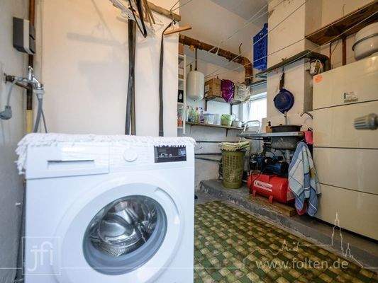 Wasch- und Heizungsraum