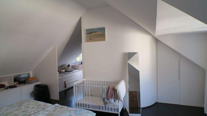 Schlafzimmer_Richtung Arbeitszimmer.JPG