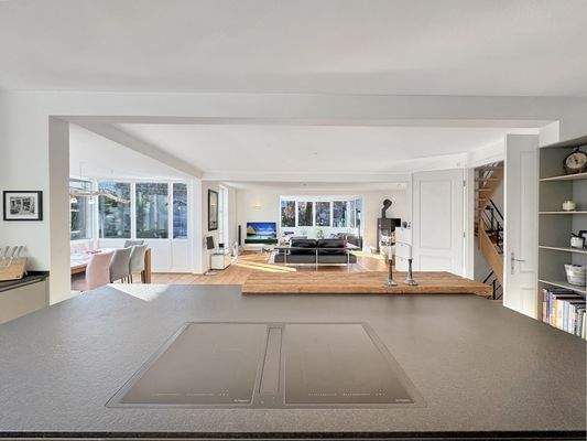 AUF >90QM WOHNEN ESSEN KOCHEN