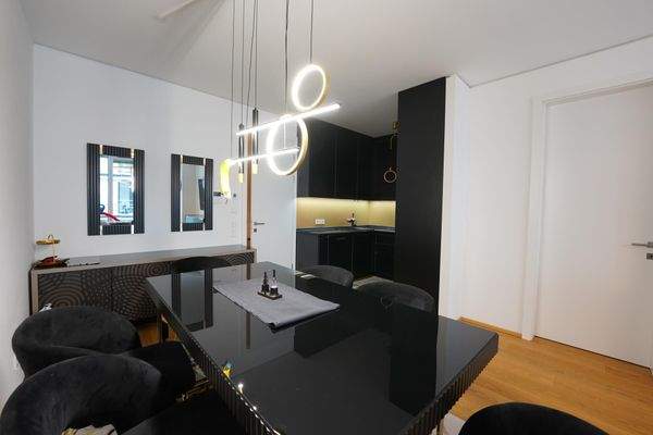 f366c9b7-fd41-4adc-9836-87563c6eb42d