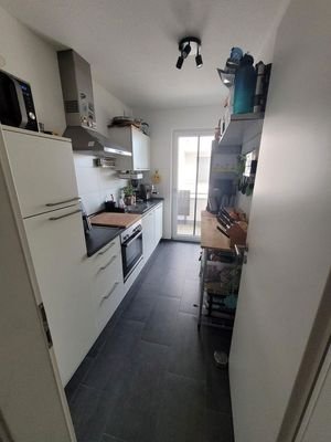 Küche mit Balkon
