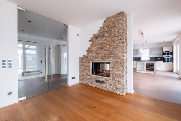 Kamin Ansicht vom Wohnzimmer aus