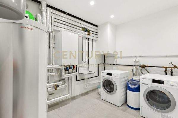 Hauswirtschaftsraum UG_CENTURY