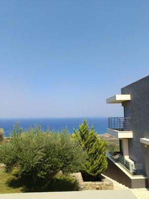 Ostkreta, Roussa Ekklisia: Moderne Luxusvilla in Meeresnähe zu verkaufen