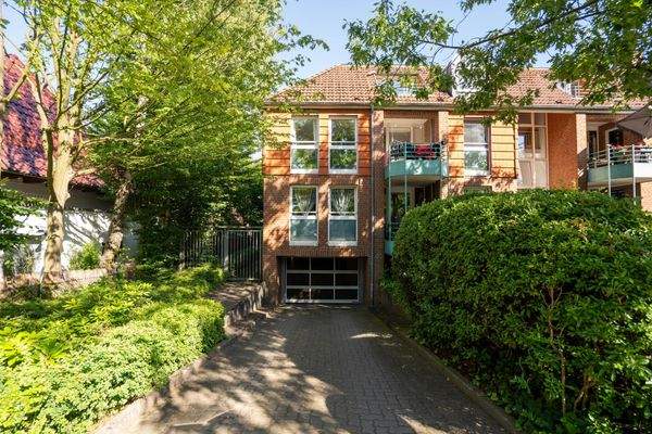 1 von 2 Tiefgaragenzufahrten