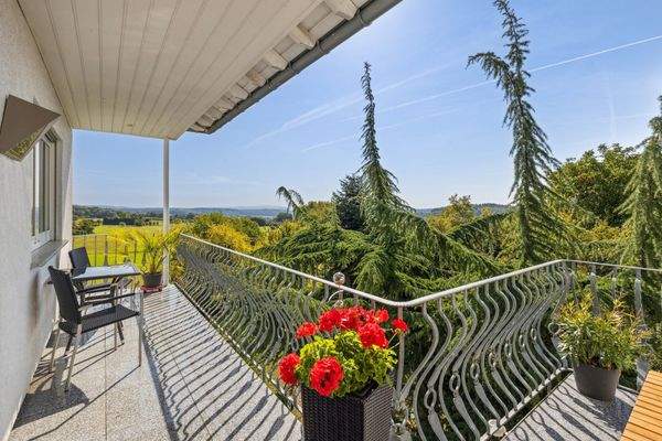 Balkon 2 OG. mit Aussicht