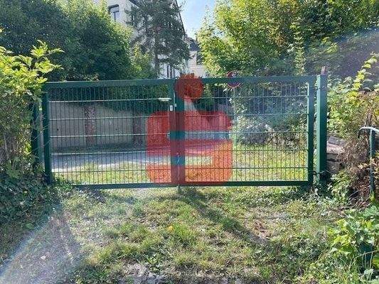 Eingangstor zur Garage