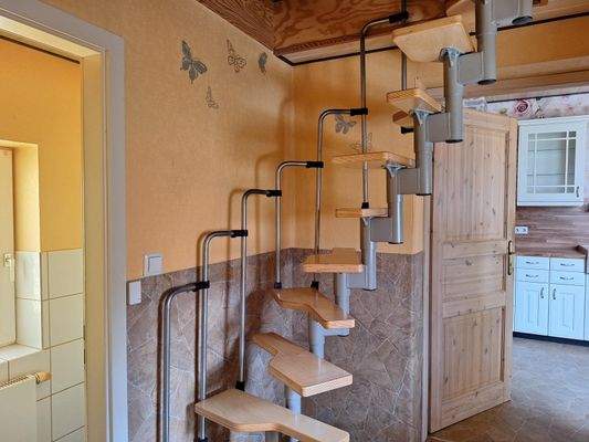 EG hinterer Flur zur Küche