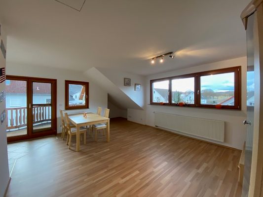 Wohn-und Esszimmer OG