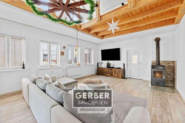 15 EG, Wohnzimmer mit Galerie