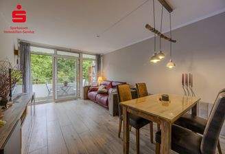 Wohnzimmer mit Essplatz