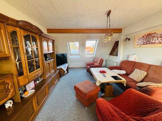 Wohnzimmer im Dachgeschoss        .jpeg