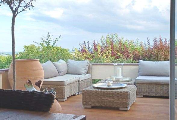 Terrasse mit wunderschönem Blick