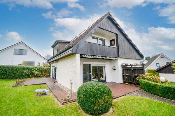 Blick auf Terrasse am Esszimmer