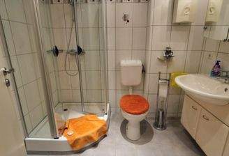 Bad mit Dusche