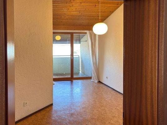 weiteres Zimmer mit Balkon