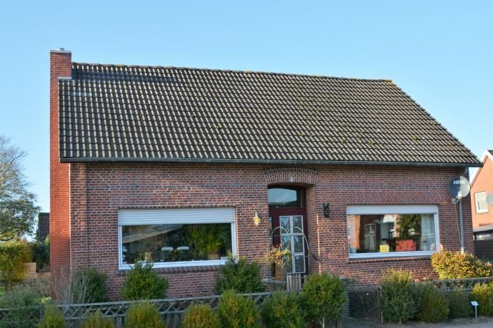 Geräumiges Einfamilienhaus + Tiny House in Bunde