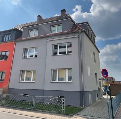 Großes Mehrfamilienwohnhaus in bester Lage mit schönem Grundstück