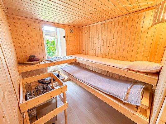 Sauna mit Tageslicht im OG