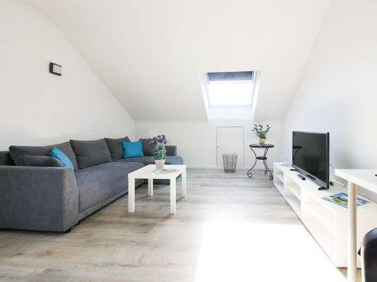 144 1 Couch1 (1 von 1)