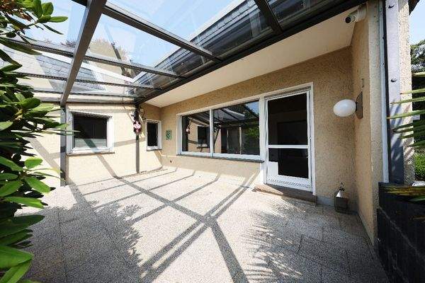 überdachte Terrasse