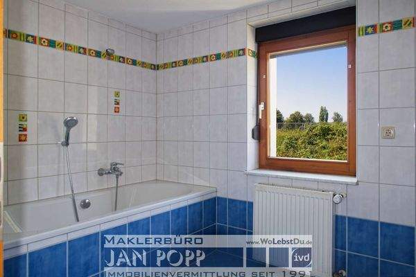 Wannenbad mit Tageslicht