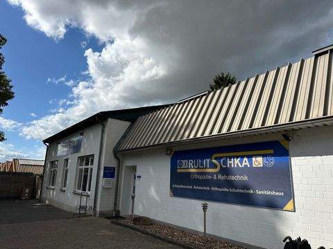 Wunstorf Halle, Wunstorf Hallenfläche