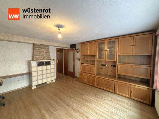 Wohnzimmer mit Kamin_EG