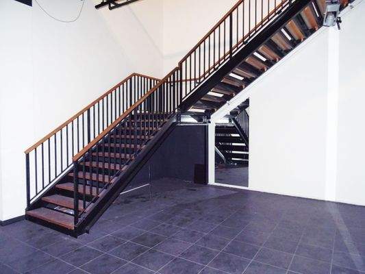 Treppe Richtung 1.OG