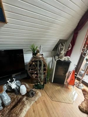 11 innen mit Balkon Küche Bad etc (16)