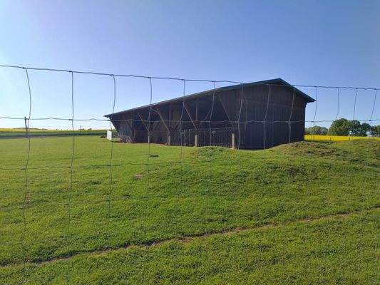 Unterstände und Wildgehege