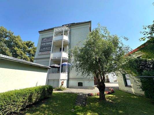 Blick aus dem Garten