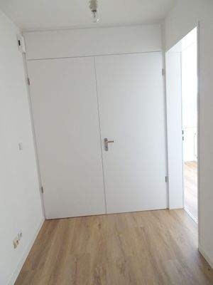 Kleiderschrank im Flur maximalem Nutzen