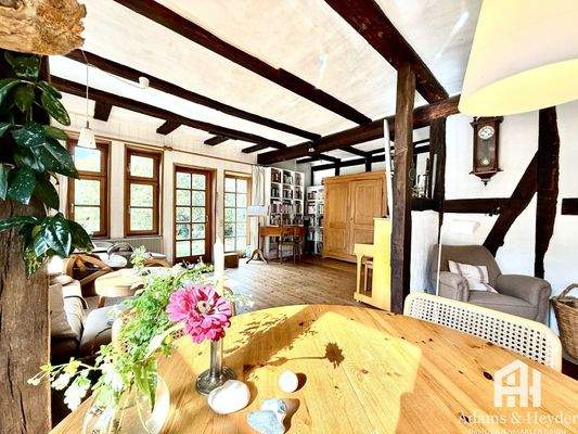 Essbereich & Wohnzimmer (EG)