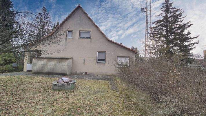 Seitenansicht Immobilie