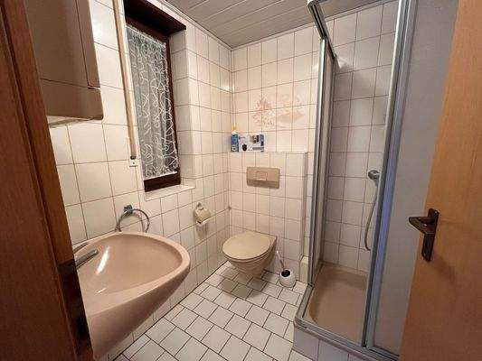 Duschbad Einliegerwohnung.jpeg