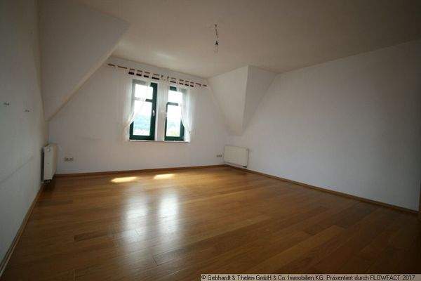 WHG Eigentümer - Zimmer DG I