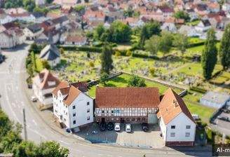 [KI-generiertes Foto] Vorderansicht Ensemble