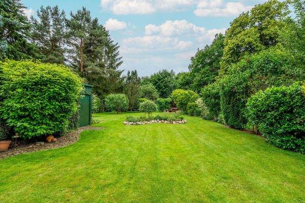 Blick von Wohnung F in den Garten