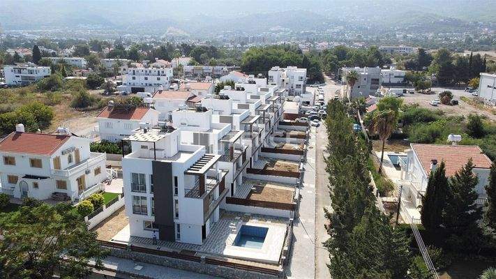 Triplex Villas with Optional Pool Close to the Sea in Girne