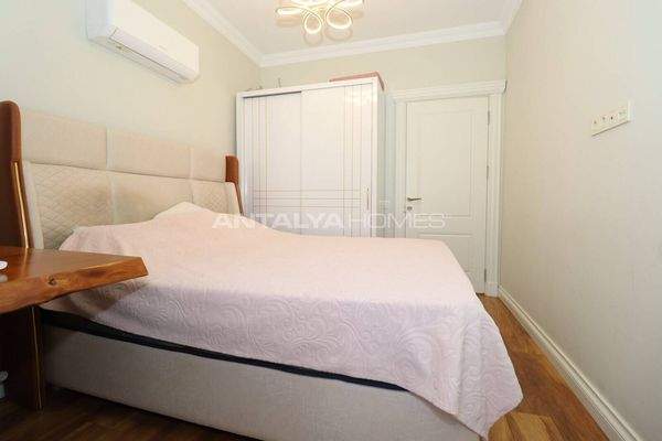 5 Bedroom House with Pool and Garden in Belek