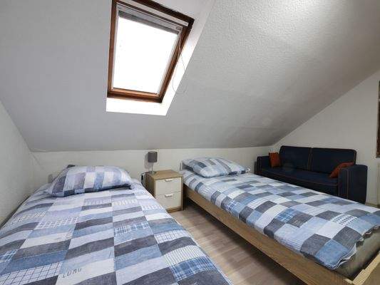 018 Schlafzimmer.JPG