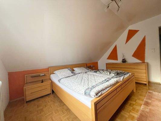Schlafzimmer 1 OG